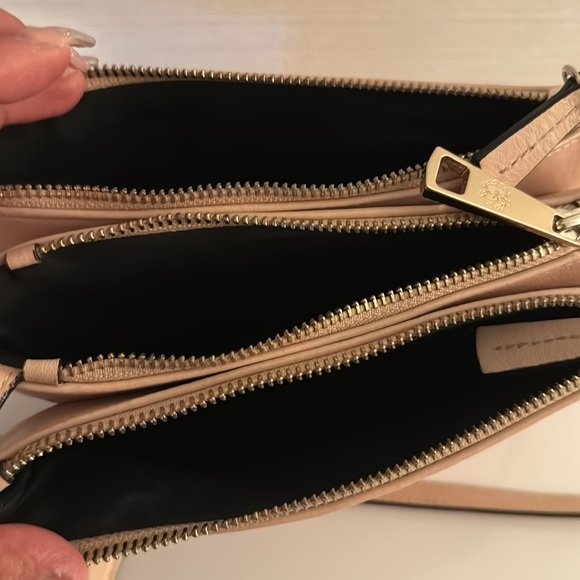 Roberto Cavalli trio leather crossbody bag . - Picture 5 of 6